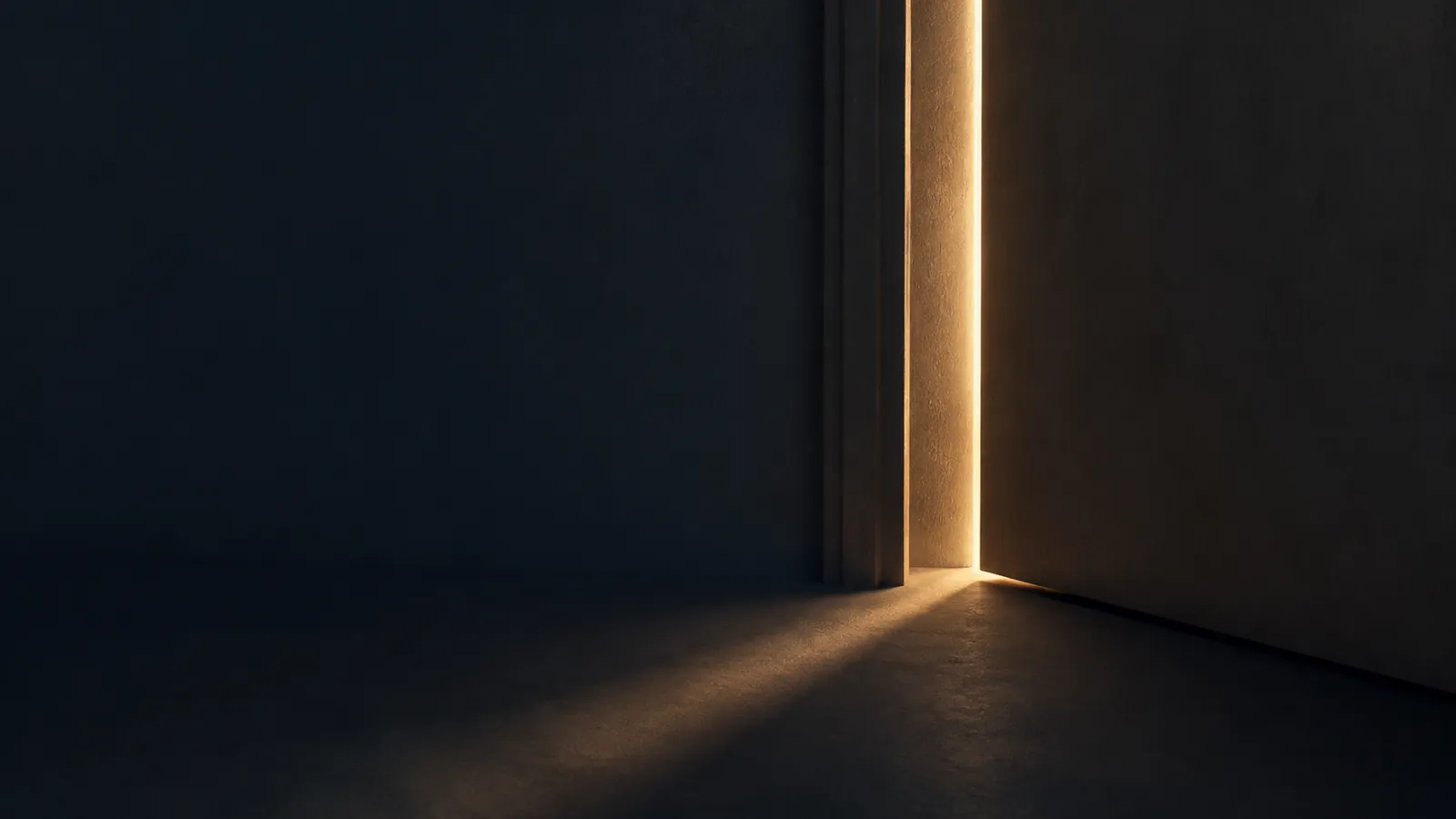 Porte entrouverte sur la lumière, image du premier pas vers le tantra